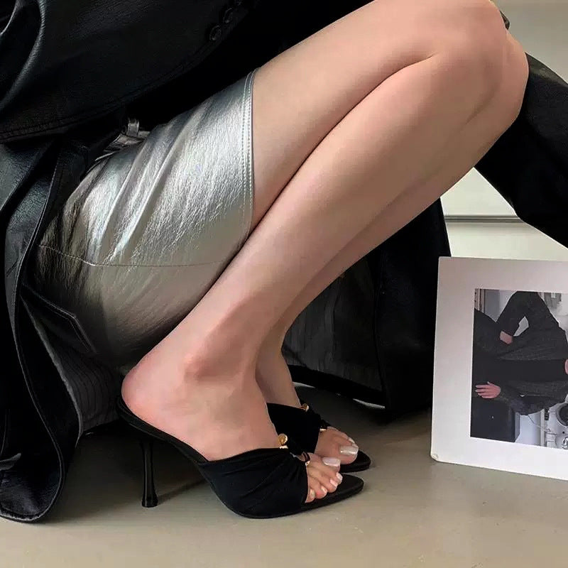 Pointed toe high heels stiletto heels